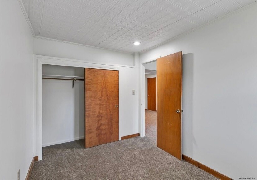 Bedroom - 661 Watervliet Shaker Rd