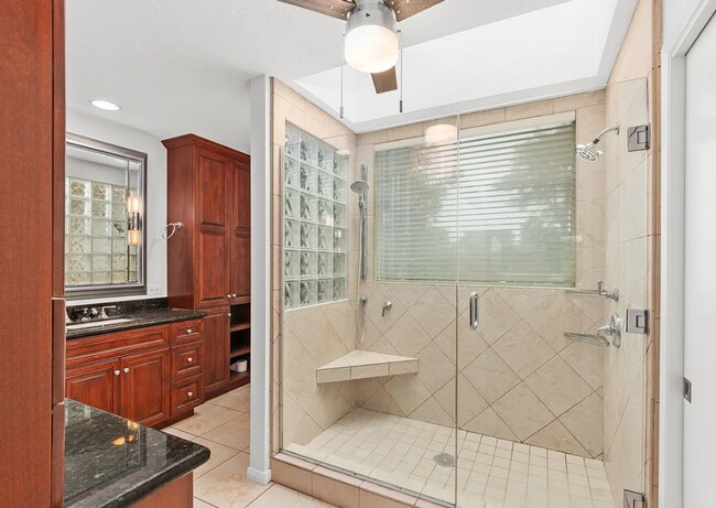 Building Photo - Unfurnished Village of Del Mar Home Boasti...