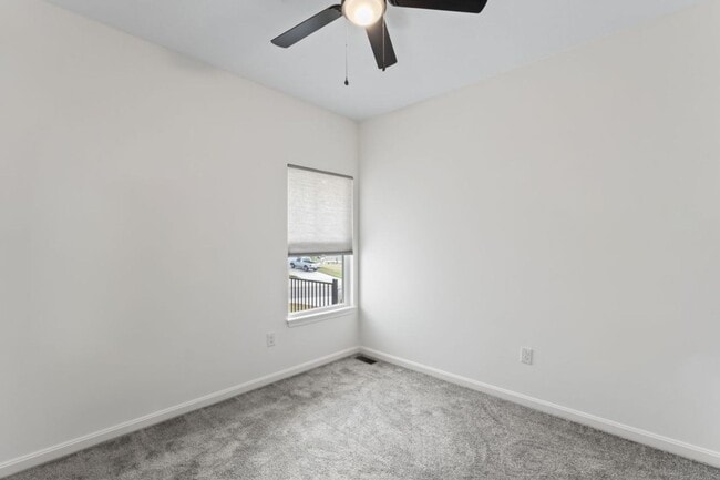 Building Photo - 10046 Windcrest Farms Ln