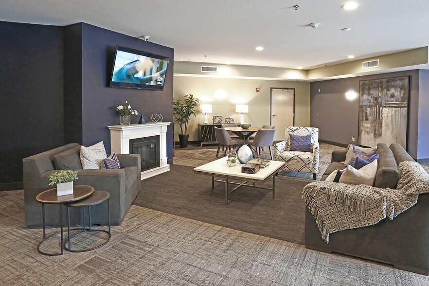 Interior Photo - Courtwood Village 2