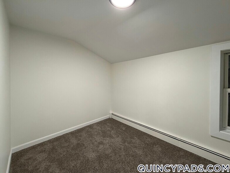 Building Photo - 71 Water St