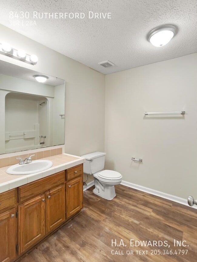Building Photo - 8430 Rutherford Dr
