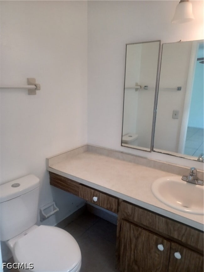 Building Photo - 4808 Lucaya Dr