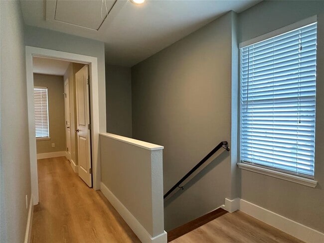 Building Photo - 7217 Aldea Dr