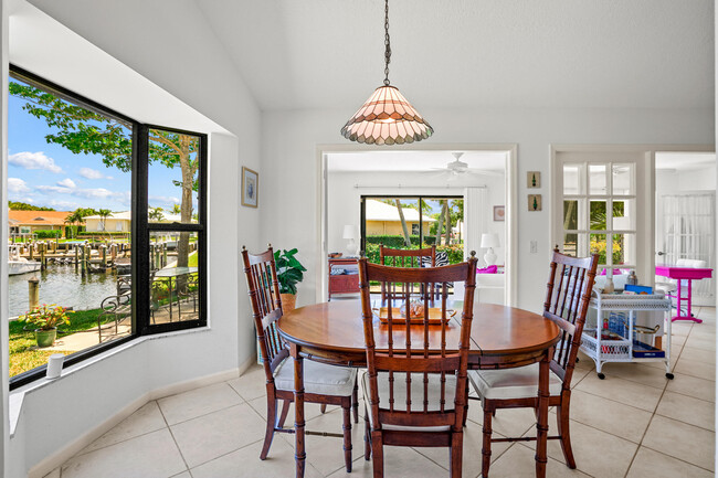 Building Photo - 10762 SE Burgee Ct