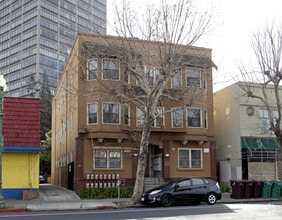 Building Photo - 359 Grand Ave