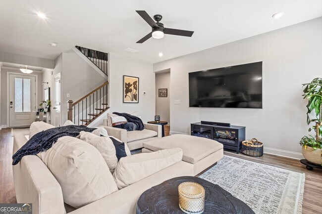 Building Photo - 639 Tigers Eye Ter