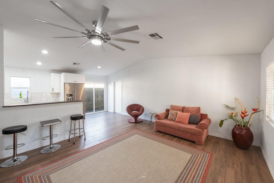 Building Photo - 51785 Avenida Bermudas