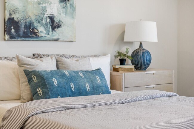 Building Photo - Welcome to The Becanni in Charlotte Park!