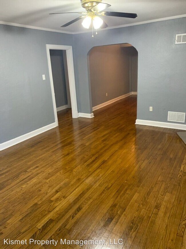 Building Photo - 2 br, 1 bath House - 3511 Walnut Grove Rd