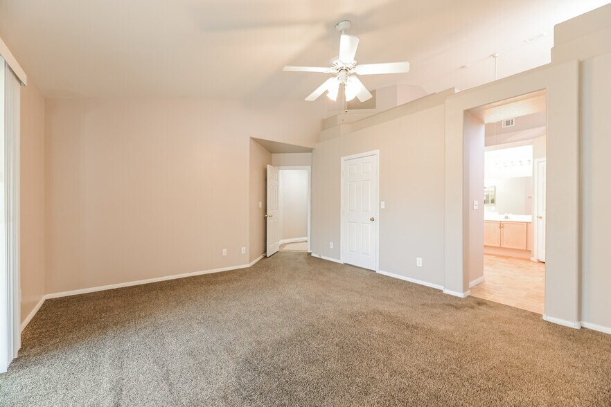 Building Photo - 170 Coastal Pier Ct