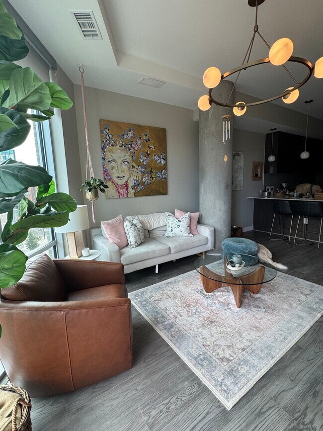 Building Photo - 4200 W 17th Ave