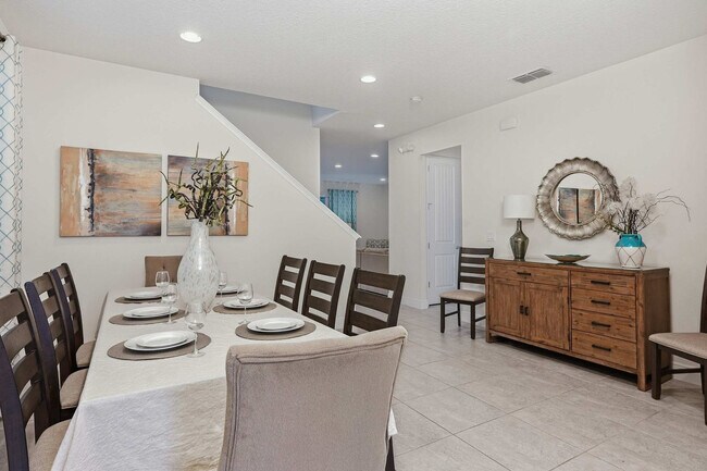Building Photo - 300 Pendant Ct
