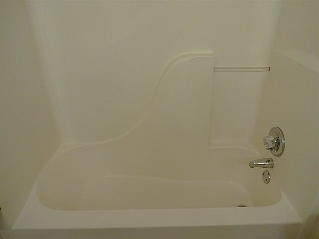 Building Photo - 241 Fairbrook Ln