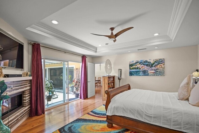 Building Photo - 1040 Alameda Blvd