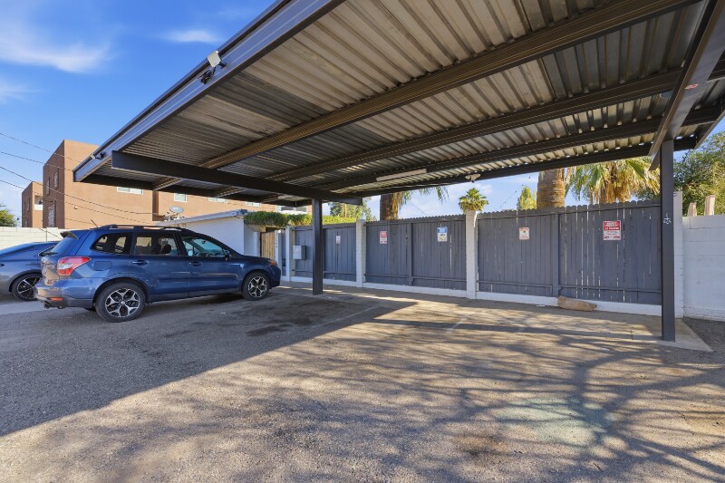 Building Photo - 4235 N 13th Pl