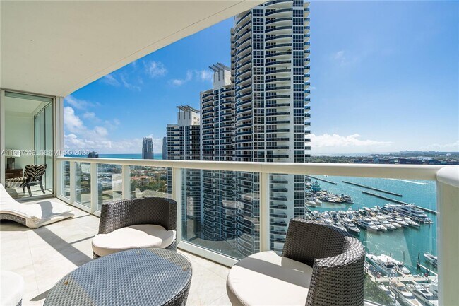 Building Photo - 450 Alton Rd