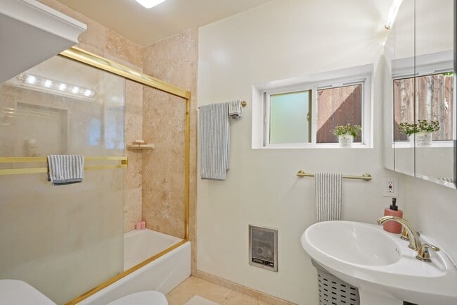 Building Photo - 21549 Summit Trail