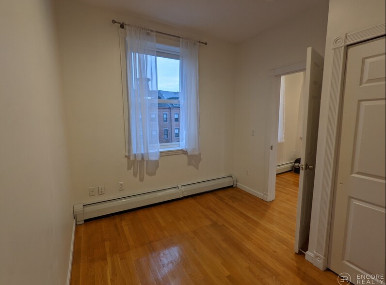 Building Photo - 603 Massachusetts Ave