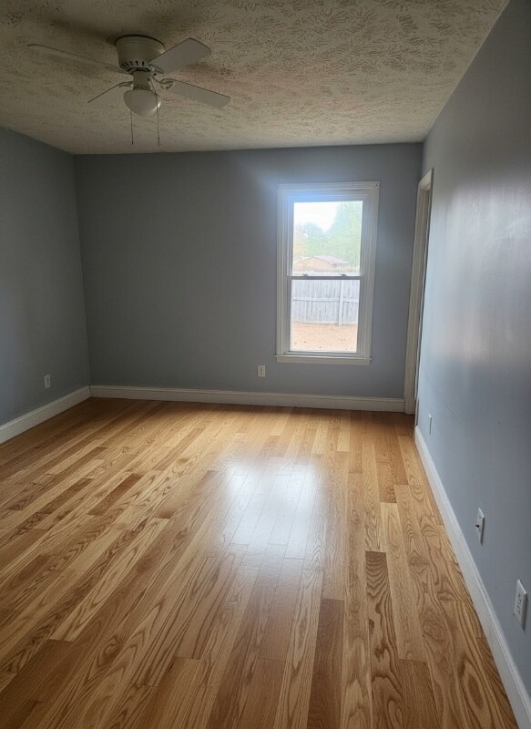 Building Photo - 1594 Menola Ct