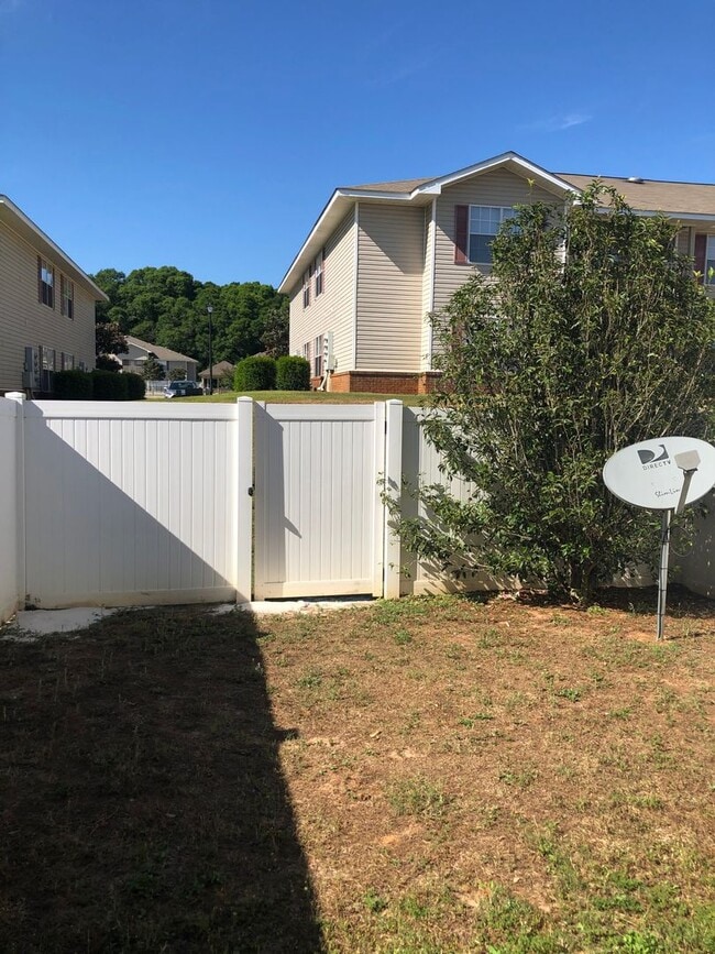 Building Photo - Wakefield Subdivision