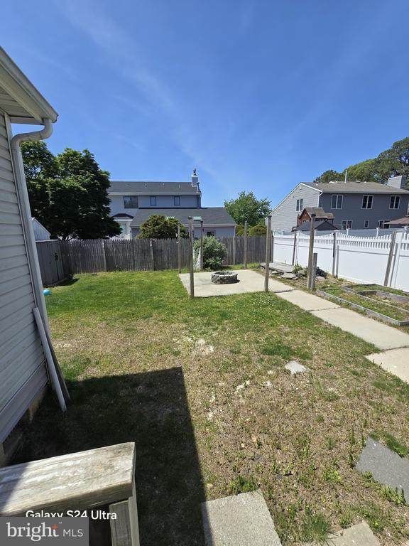 Building Photo - 18 Brookfield Dr