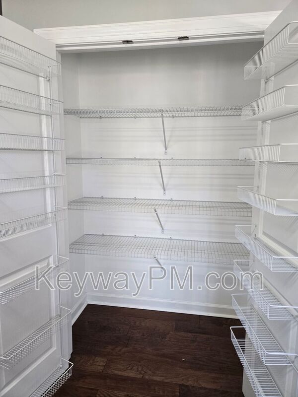 Building Photo - 999 Watermark Dr