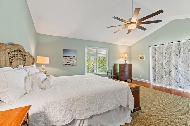 Building Photo - 3463 Canal Ct