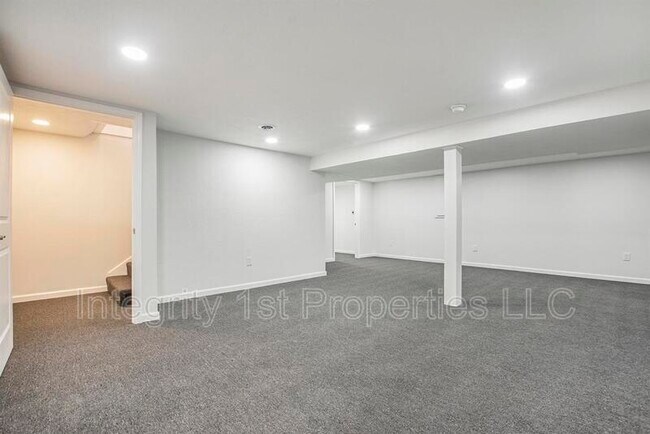 Building Photo - 9512 W 56th Terrace