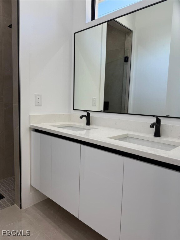 Building Photo - 953 Lakeview Dr