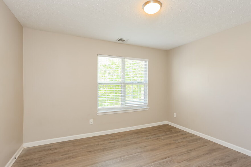 Building Photo - 511 Gables Ct