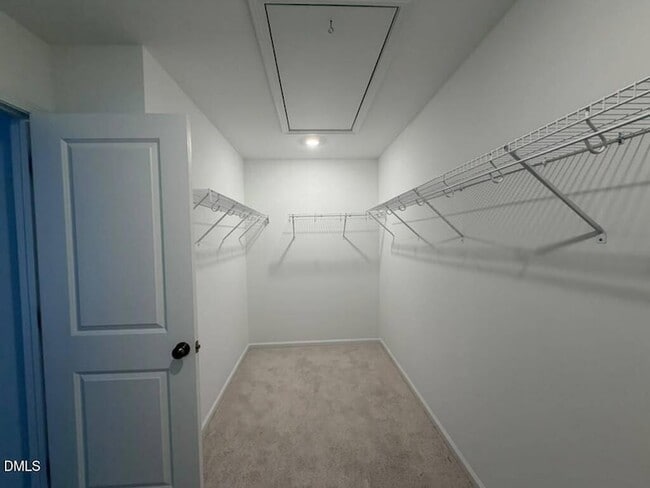 Building Photo - 228 Deercroft Dr