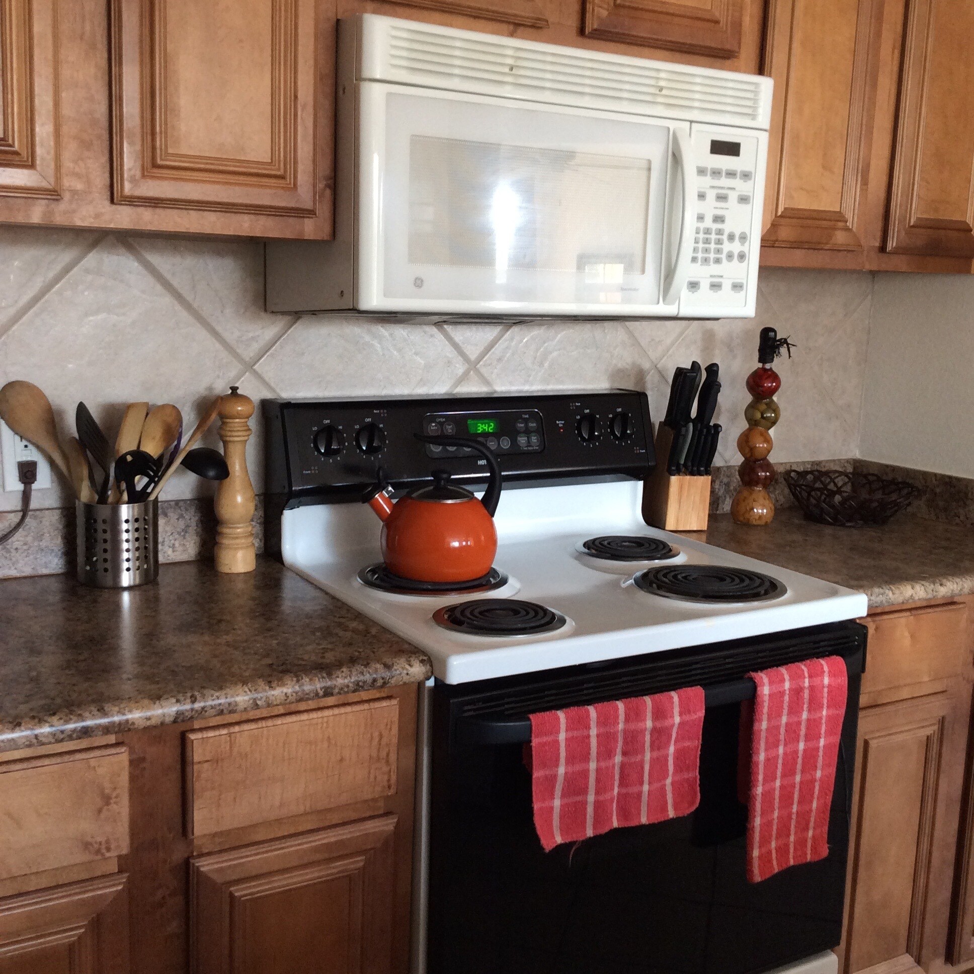 kitchen - 8351 38th Street Cir E