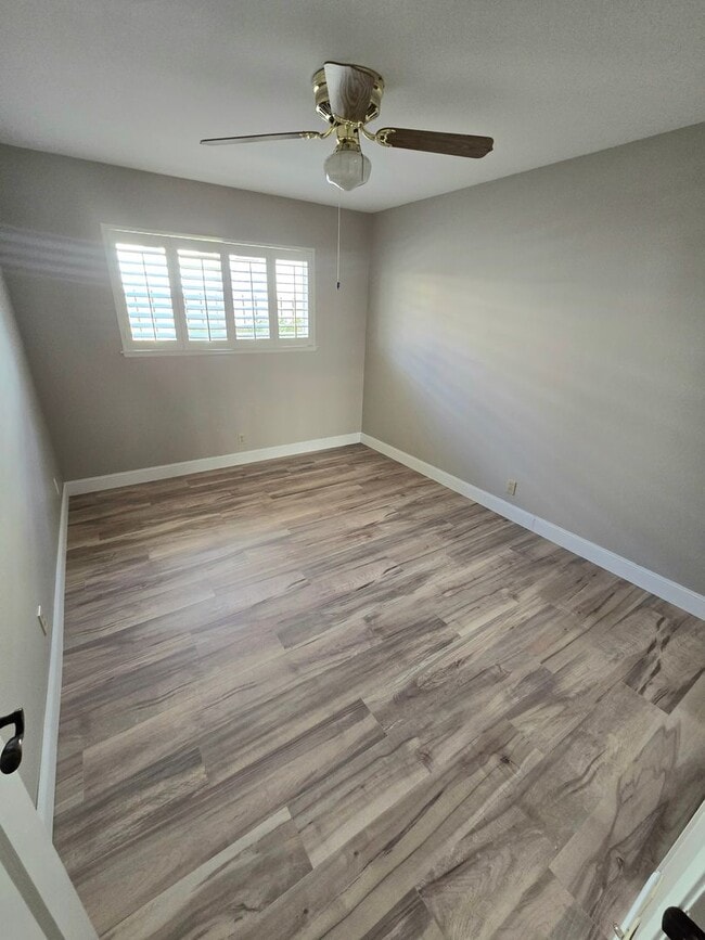 Building Photo - Beautiful spacious home in a lovely neighborhood near Cal Lu! RV Parking!