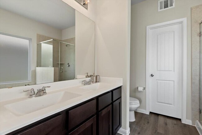 Building Photo - 5639 Brooklyn Rose Dr
