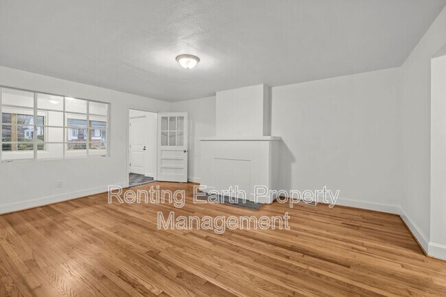 Building Photo - 1505 44th St Ensley