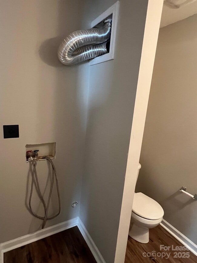 Building Photo - 18429 Streamline Ct