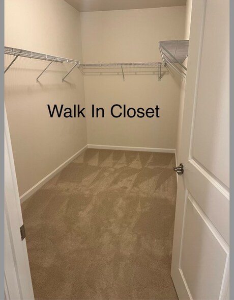 Building Photo - 2 2nd St