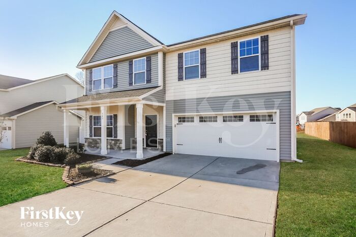 Building Photo - 343 Whispering Hills Dr