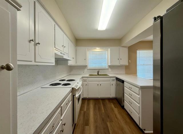 Building Photo - 1919 Yarborough Dr