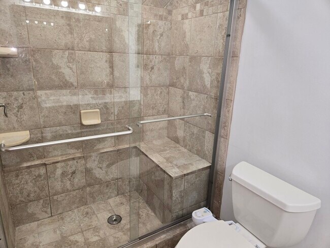 Building Photo - 6136 Palomino Ct