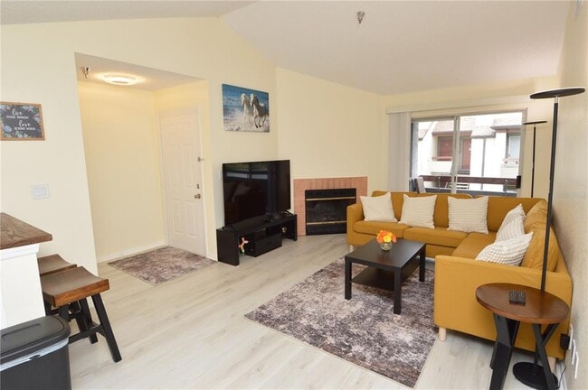 Building Photo - 10263 Gandy Blvd N