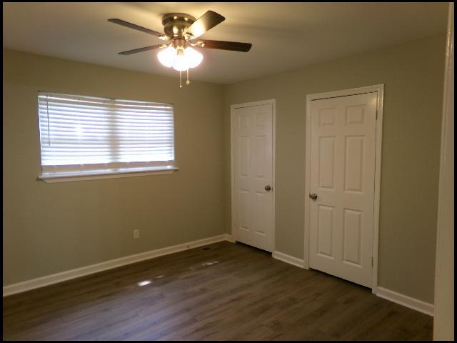 Building Photo - 1813 Sanford Dr