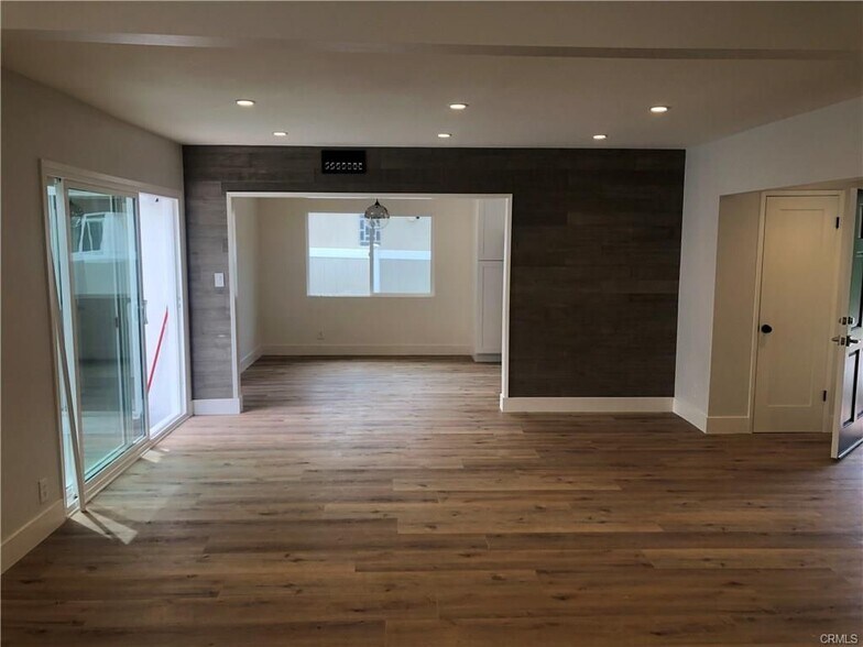 Building Photo - 23142 Dolorosa St