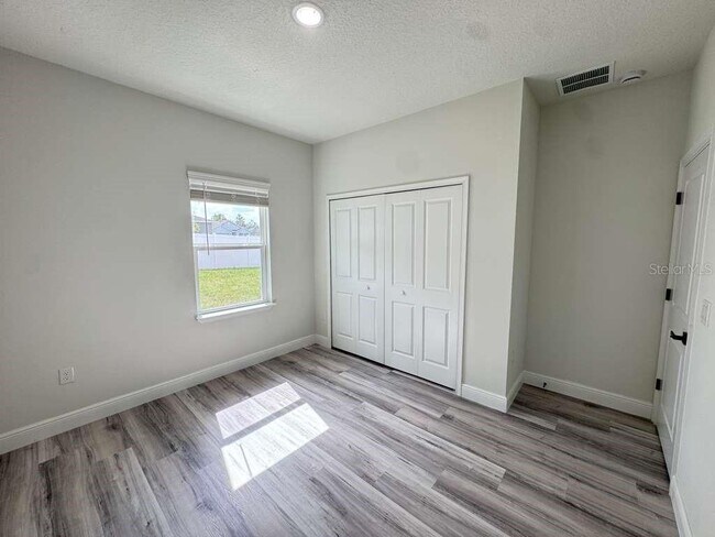 Building Photo - 3832 SW 157th Place Rd