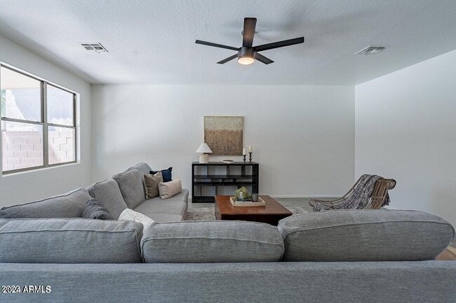 Building Photo - 20858 N 90th Ave