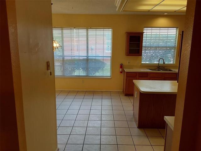 Building Photo - 813 Schrade Trail