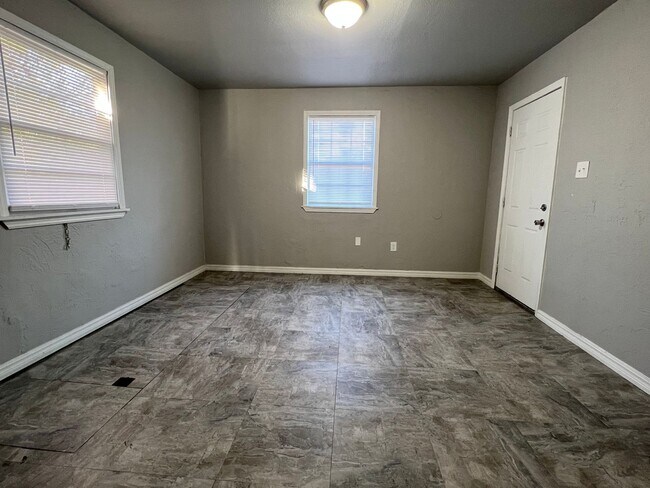 Building Photo - 1403 NW Lindy- COMING SOON!