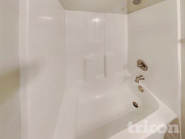 Building Photo - 15 Attucks Ct