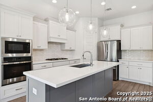 Building Photo - 1018 Quemada Rnch